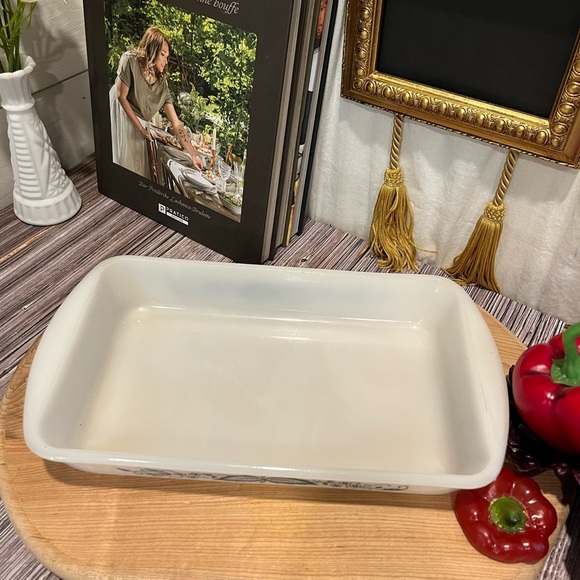 VINTAGE GLASSBAKE Blue Floral Rectangular Baking Dish - Picture 3 of 6